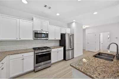 6837 Big Sky Drive, Flowery Branch, GA 30542 - Photo 10