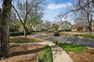 11 Paces West NW, Atlanta, GA 30327 - Photo 32