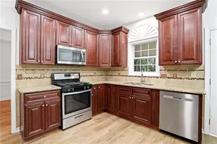 4045 Delamar Dr, Cumming, GA 30041 - Photo 10