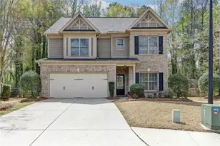 200 Water Oak Pl, Alpharetta, GA 30009 - Photo 1