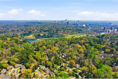 1943 Sunbury Place NW, Atlanta, GA 30318 - Photo 40