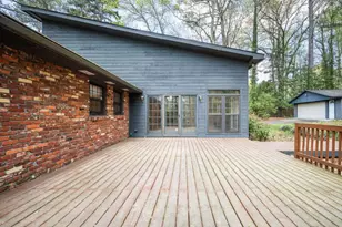 1369 Jody Ln NE, Atlanta, GA 30329 - Photo 30