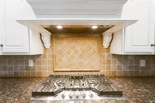 5127 Bentwater Ln SW, Lilburn, GA 30047 - Photo 12