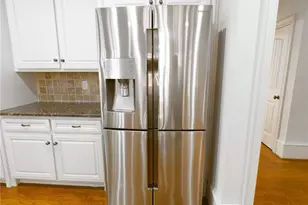 5127 Bentwater Ln SW, Lilburn, GA 30047 - Photo 14