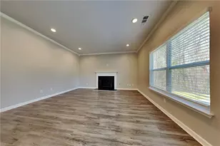 4341 Ash Tree St, Snellville, GA 30039 - Photo 2