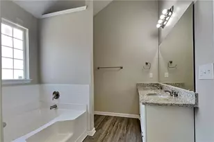 4341 Ash Tree St, Snellville, GA 30039 - Photo 10