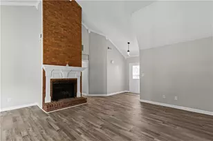 3044 Wildflower Ln, Snellville, GA 30039 - Photo 8