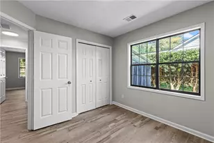 3044 Wildflower Ln, Snellville, GA 30039 - Photo 10