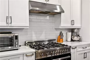 2974 Hermance Dr NE, Atlanta, GA 30319 - Photo 10