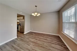 573 Grandview Cir, Powder Springs, GA 30127 - Photo 6