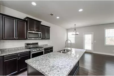 1018 Mays Hill SW, Atlanta, GA 30336 - Photo 12
