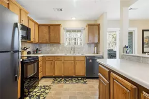 2605 Queen Anne Ct, Atlanta, GA 30350 - Photo 8