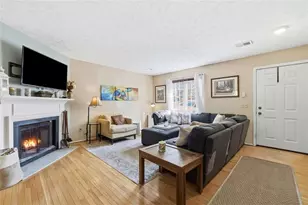 2605 Queen Anne Ct, Atlanta, GA 30350 - Photo 4