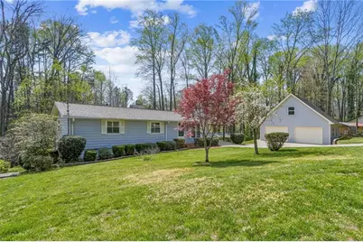 3335 Dogwood Circle, Cumming, GA 30041 - Photo 4