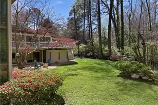 505 Hollydale Ct NW, Atlanta, GA 30342 - Photo 96