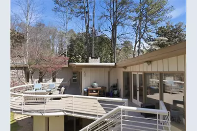 505 Hollydale Court NW, Atlanta, GA 30342 - Photo 98