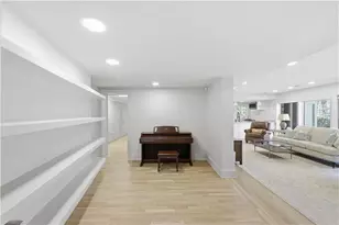 505 Hollydale Ct NW, Atlanta, GA 30342 - Photo 64