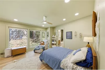 505 Hollydale Court NW, Atlanta, GA 30342 - Photo 54