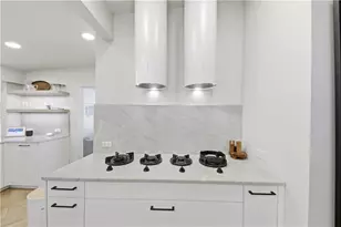 505 Hollydale Ct NW, Atlanta, GA 30342 - Photo 24