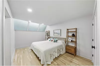 505 Hollydale Court NW, Atlanta, GA 30342 - Photo 76