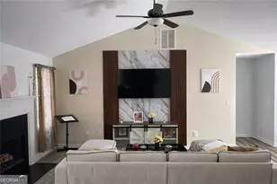 136 Margaret, Hogansville, GA 30230 - Photo 6