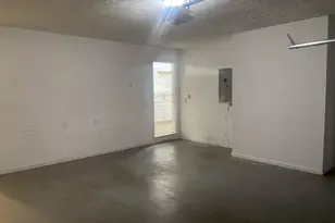 225 Farmbrook Pkwy, Stockbridge, GA 30281 - Photo 18