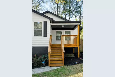 1422 Kennesaw Drive, Atlanta, GA 30318 - Photo 4