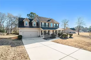 1504 Cedar Creek Dr, Loganville, GA 30052 - Photo 2