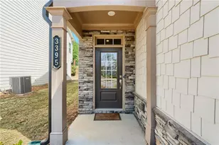 3395 Park Pointe Cir, Scottdale, GA 30079 - Photo 2