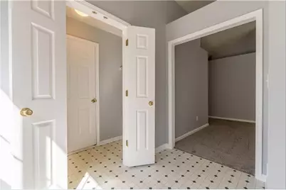 2110 Laurel Pointe Lane, Lawrenceville, GA 30043 - Photo 24