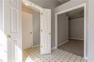 2110 Laurel Pointe Ln, Lawrenceville, GA 30043 - Photo 24