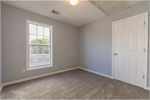 2110 Laurel Pointe Ln, Lawrenceville, GA 30043 - Photo 6