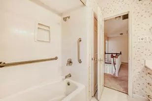 1240 Hampton Hall Dr NE, Brookhaven, GA 30319 - Photo 22