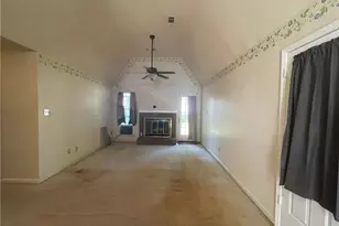 103 Eric Dr, Bonaire, GA 31005 - Photo 2