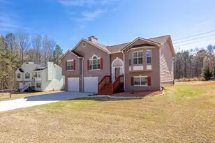 2516 Johnsbrooke Dr, Lithia Springs, GA 30122 - Photo 2