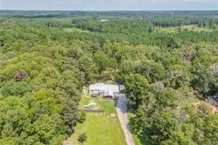 135 Little Creek Ln, Resaca, GA 30735 - Photo 1