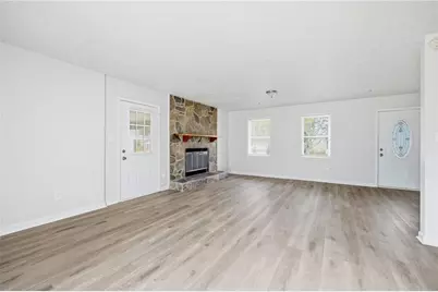 5071 Hubert Drive, Powder Springs, GA 30127 - Photo 4