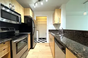 1074 Peachtree Walk NE, Atlanta, GA 30309 - Photo 8