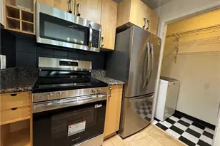 1074 Peachtree Walk NE, Atlanta, GA 30309 - Photo 10