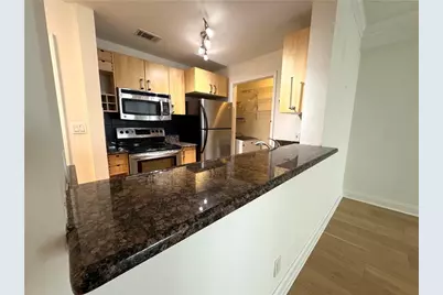 1074 Peachtree Walk NE #B220, Atlanta, GA 30309 - Photo 8
