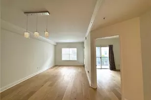 1074 Peachtree Walk NE, Atlanta, GA 30309 - Photo 4