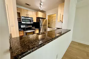 1074 Peachtree Walk NE, Atlanta, GA 30309 - Photo 4