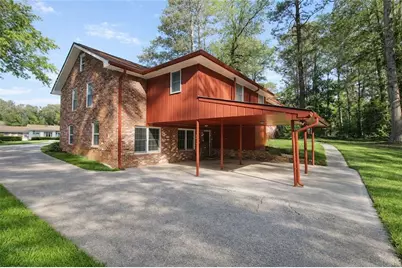 2760 The Fontainebleau SW, Atlanta, GA 30331 - Photo 8