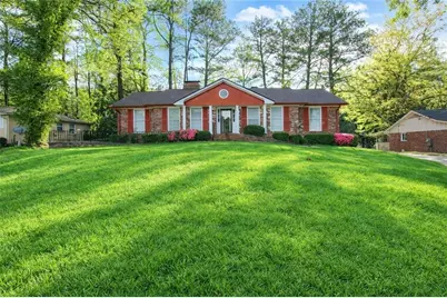 2760 The Fontainebleau SW, Atlanta, GA 30331 - Photo 4