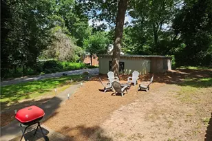 1326 Park Hill Dr, Gainesville, GA 30501 - Photo 10
