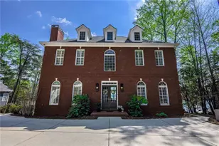 9510 Lisa Cir, Gainesville, GA 30506 - Photo 2