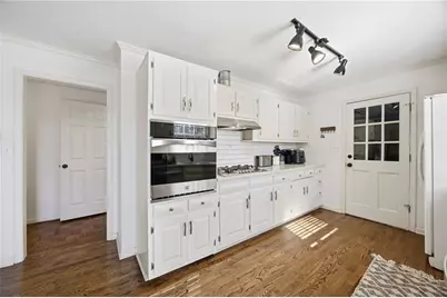 3832 Emerson Street, Marietta, GA 30062 - Photo 6