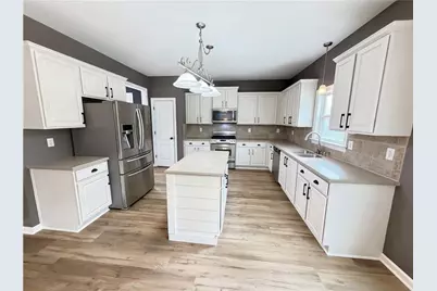 104 Pleasant View Lane, Woodstock, GA 30188 - Photo 2