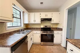 26 Lakeview Terrace, Dallas, GA 30132 - Photo 2