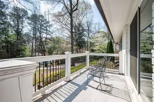 620 Spalding Dr, Sandy Springs, GA 30328 - Photo 6